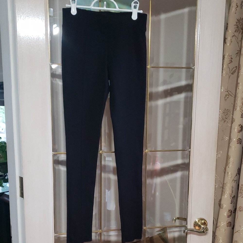 **ARITZIA Talula Women's Black Leggings Size 2 - Pre-Owned